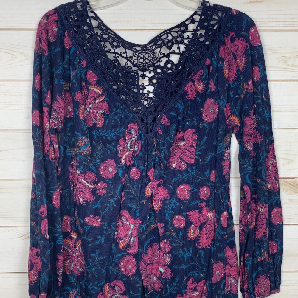 Lucky brand blue pink floral long sleeve blouse